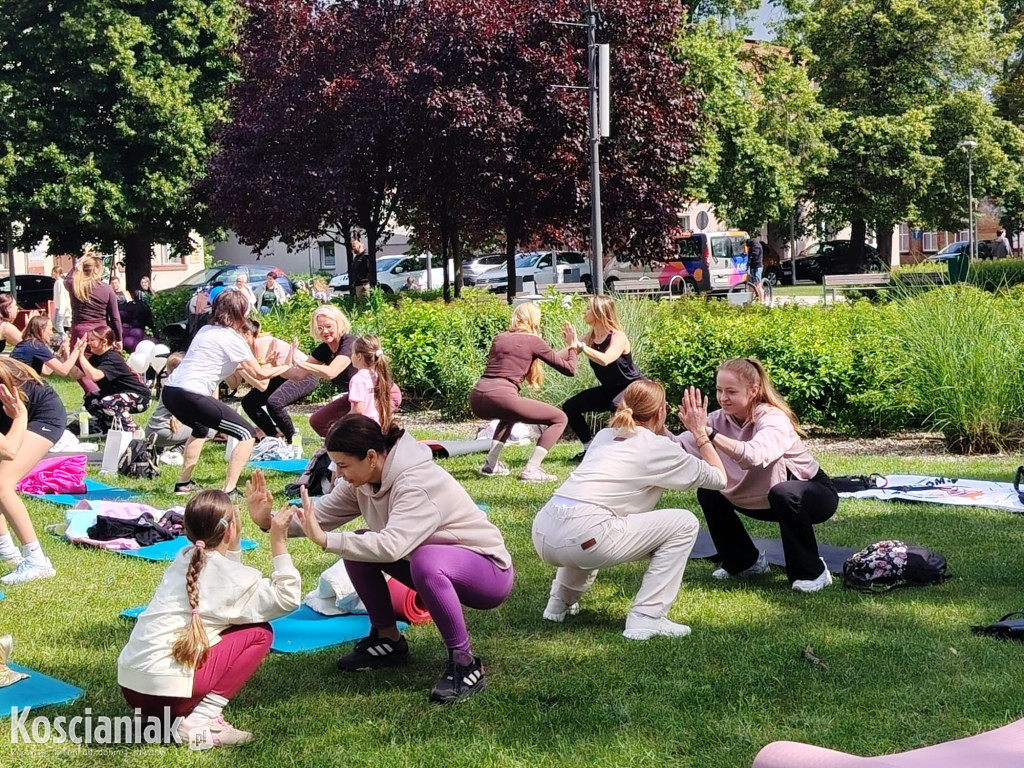 „Aktywny Poranek” na Placu Wolności