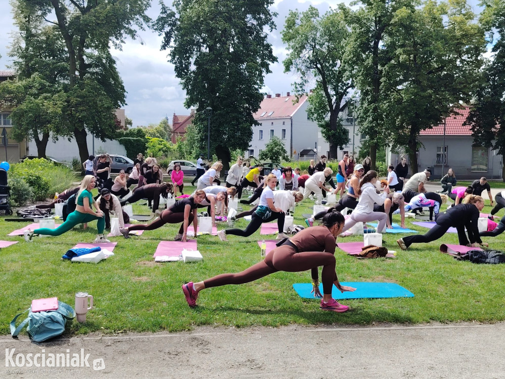 „Aktywny Poranek” na Placu Wolności