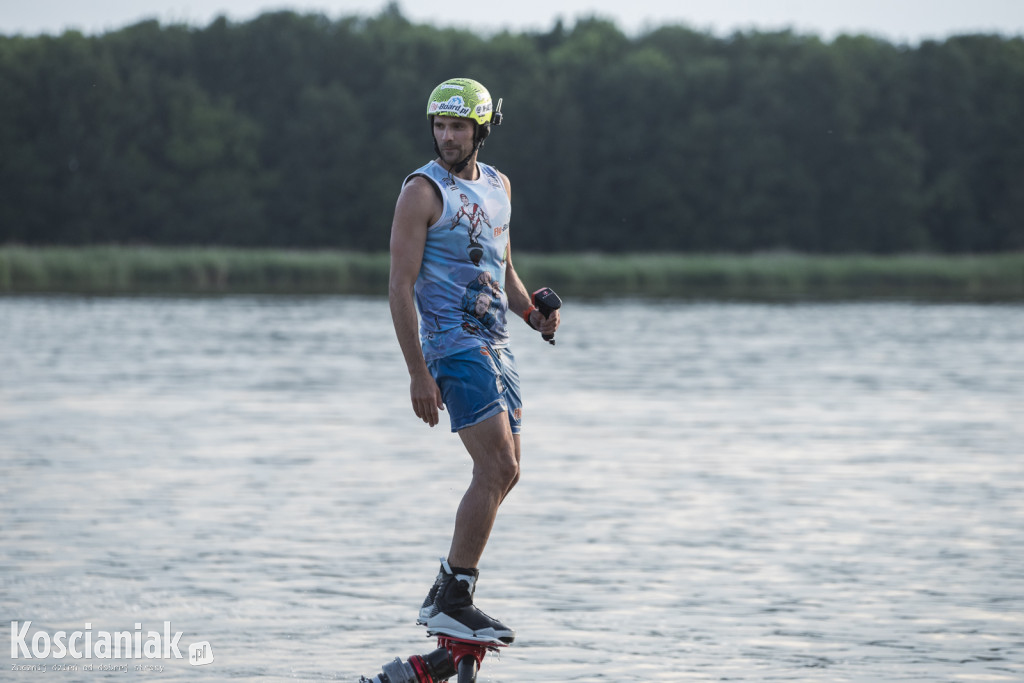 Noc Świętojańska na plaży w Nowym Dębcu