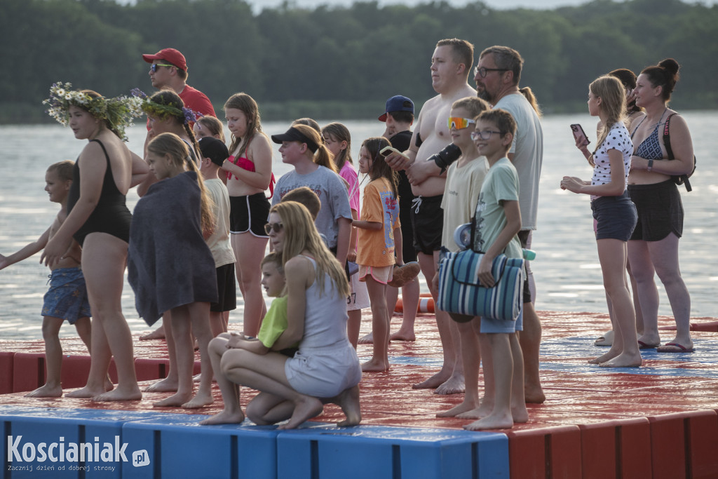 Noc Świętojańska na plaży w Nowym Dębcu