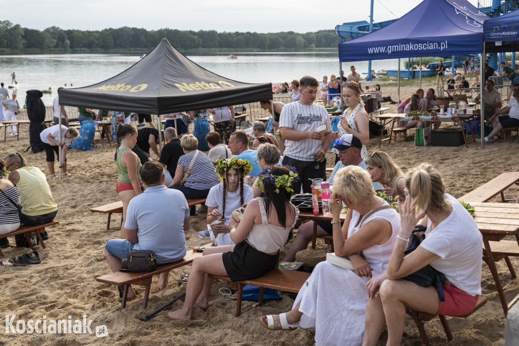 Noc Świętojańska na plaży w Nowym Dębcu