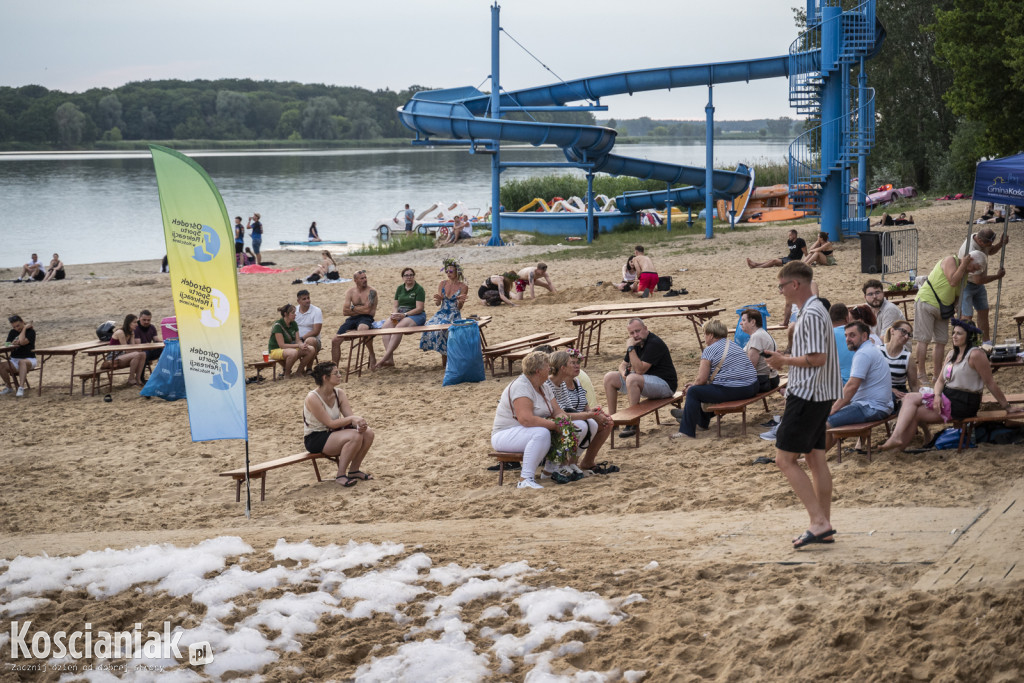 Noc Świętojańska na plaży w Nowym Dębcu