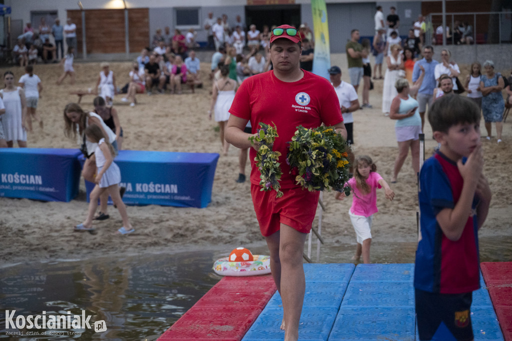 Noc Świętojańska na plaży w Nowym Dębcu