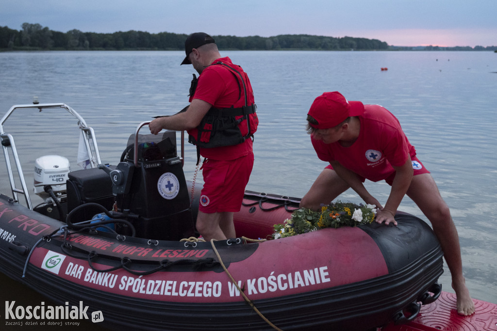 Noc Świętojańska na plaży w Nowym Dębcu