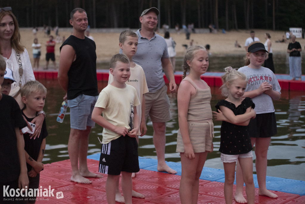 Noc Świętojańska na plaży w Nowym Dębcu