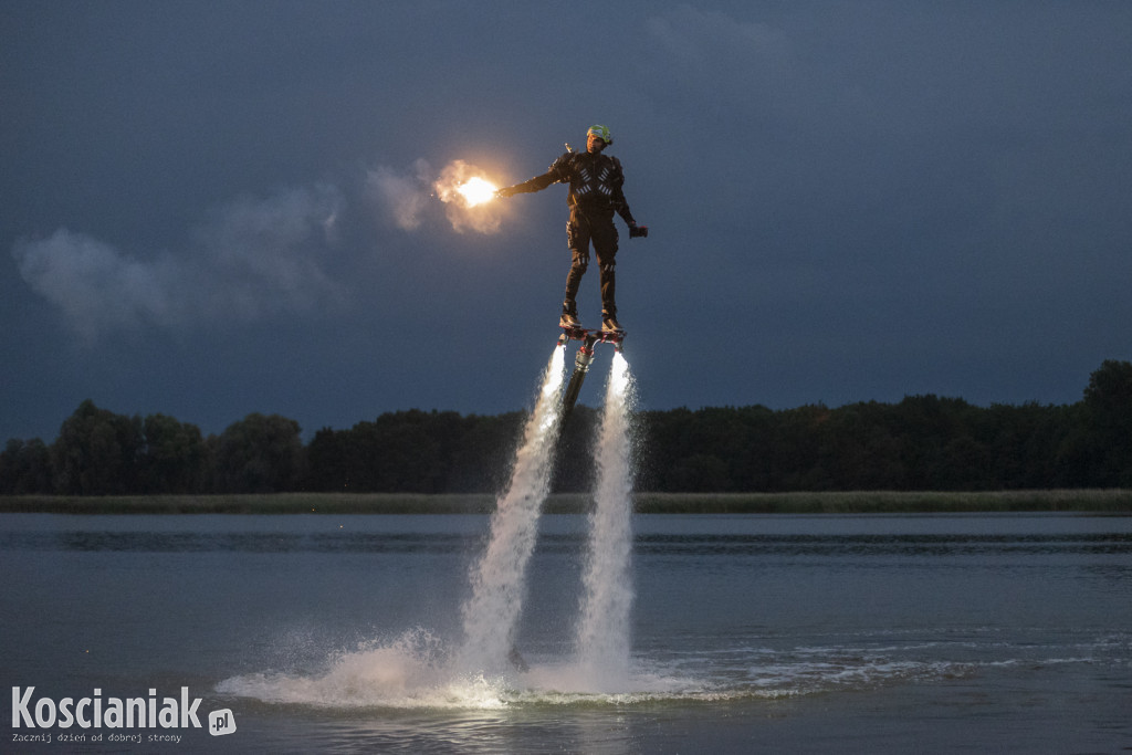 Noc Świętojańska na plaży w Nowym Dębcu