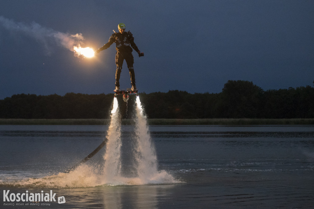 Noc Świętojańska na plaży w Nowym Dębcu