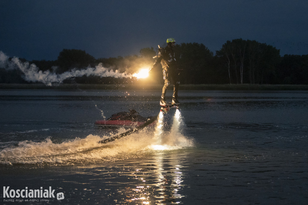 Noc Świętojańska na plaży w Nowym Dębcu