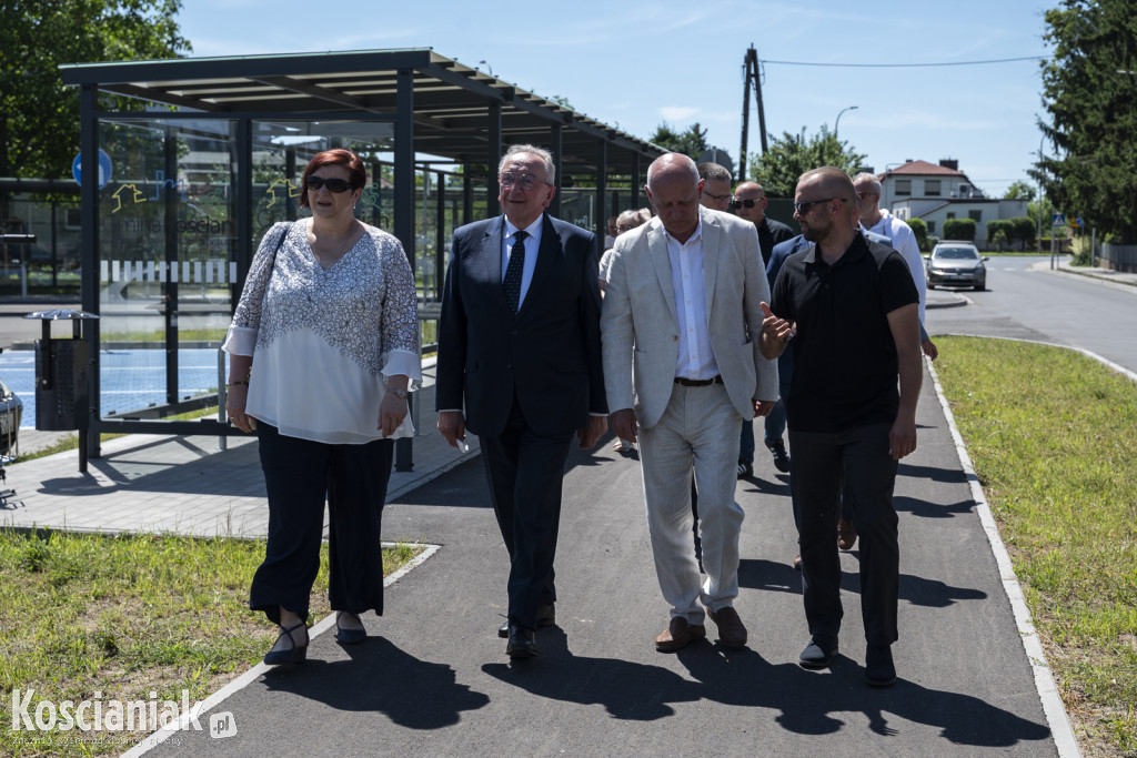 Punkt przesiadkowy w Starych Oborzyskach otwarty