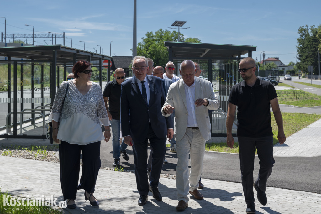 Punkt przesiadkowy w Starych Oborzyskach otwarty
