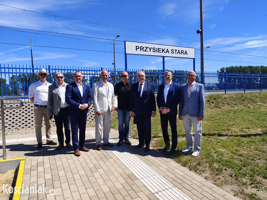 Punkt przesiadkowy w Starych Oborzyskach otwarty