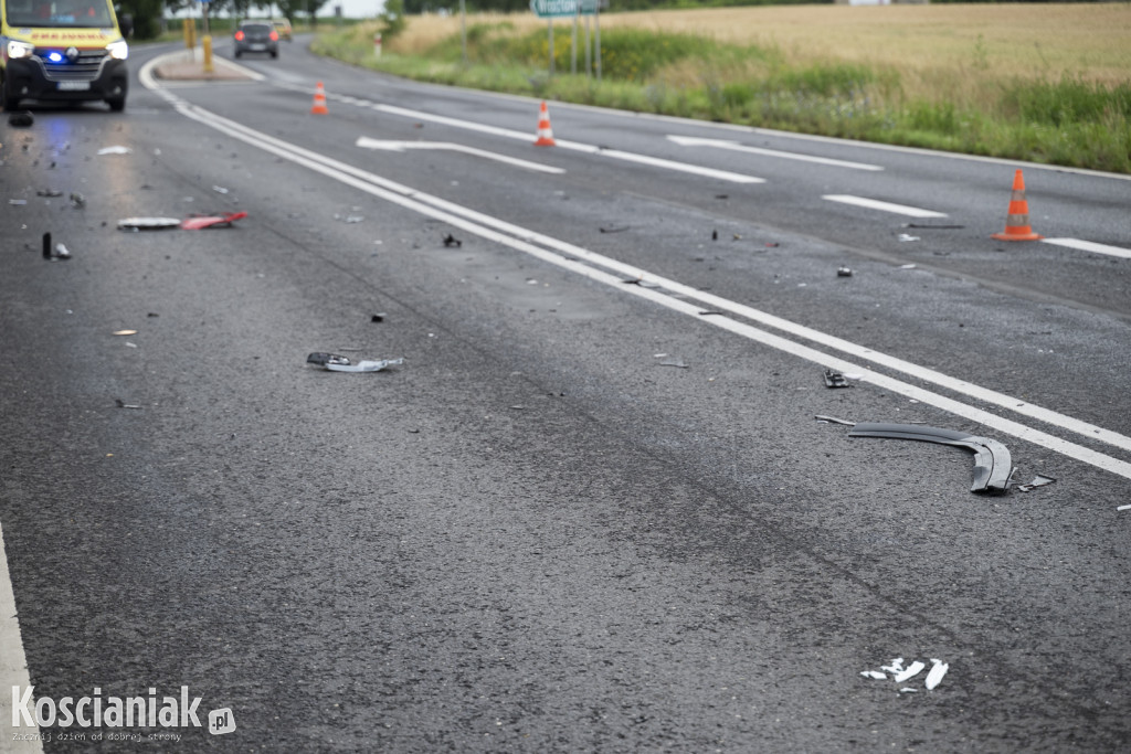 Zderzenie dwóch pojazdów na obwodnicy Kościana