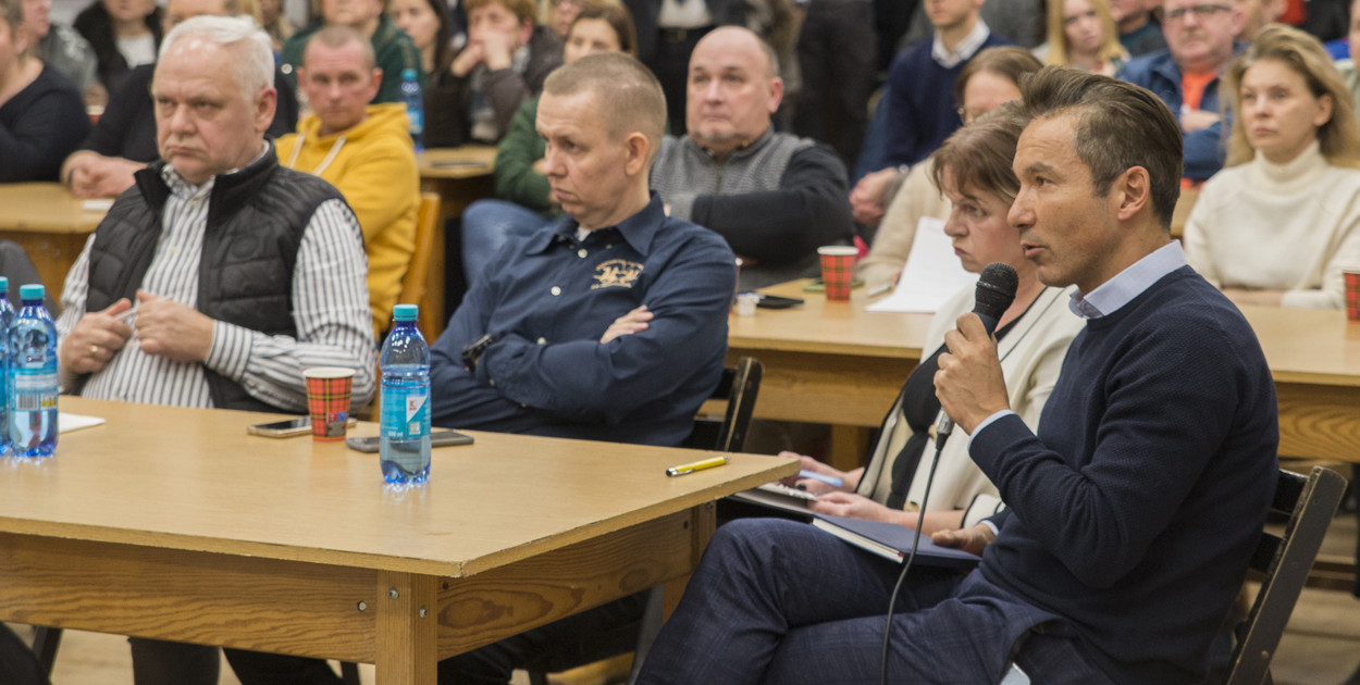 Po frekwencji oraz ilości poruszanych kwestii i zadawanych pytań, zdecydowanie widać, że spotkanie było bardzo potrzebne.