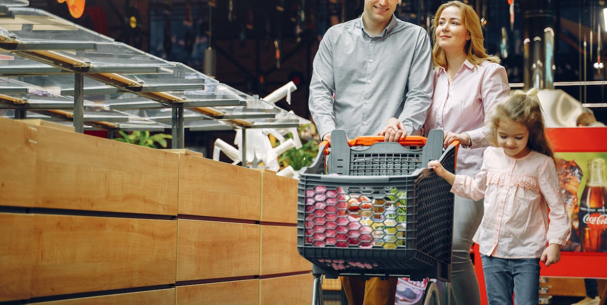 Przegląd gazetki promocyjnej Dino dla Kościan: Oszczędzaj inteligentnie!