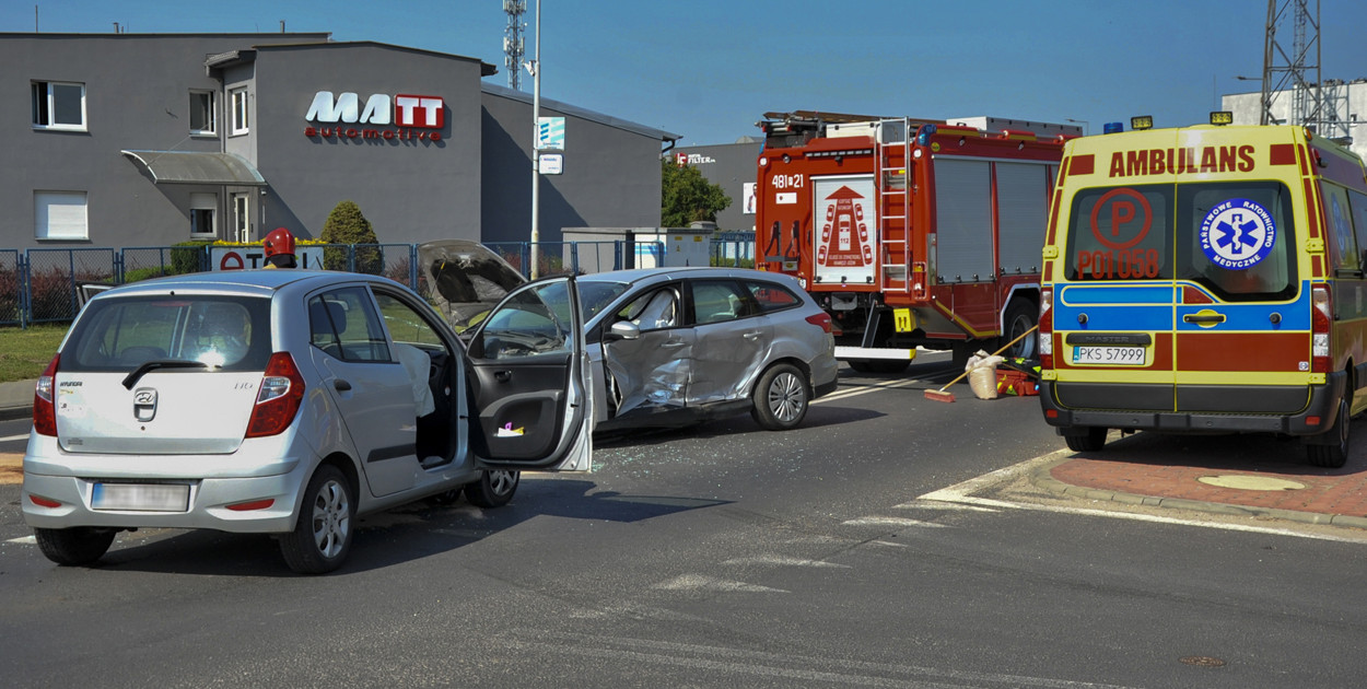 Dwie kierujące zderzyły się na Północnej [ZDJĘCIA]