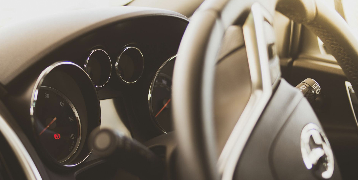 Co bardziej opłaca się kupić w Kościanie: auto elektryczne czy spalinowe? 