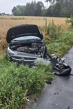 Zderzenie koło Zglińca. Za szybko jechał-3820