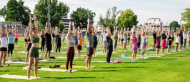 Joga na trawie w Kościanie-702