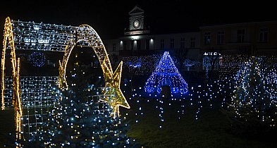 Świąteczny klimat na ulicach Śmigla. Jest przepięknie! [ZDJĘCIA]-85778