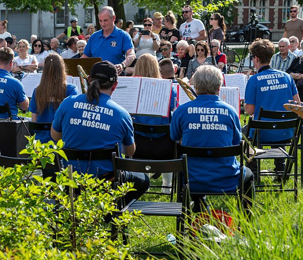 Koncert kościańskich orkiestr dętych na początek majówki [ZDJĘCIA]-87393