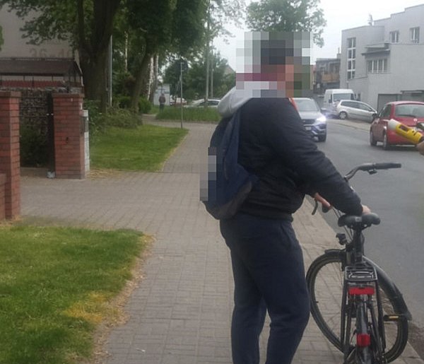 Kontrolowali rowerzystów i użytkowników hulajnóg-87612