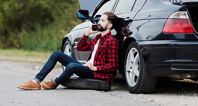 Awaria na wakacjach – jak znaleźć pomoc drogową za granicą? -88057