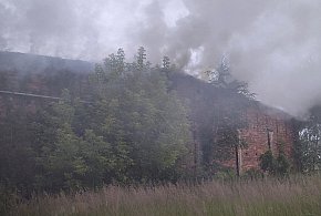 Pożar pustostanu w Czempiniu-88059
