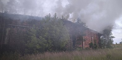 Pożar pustostanu w Czempiniu-88059
