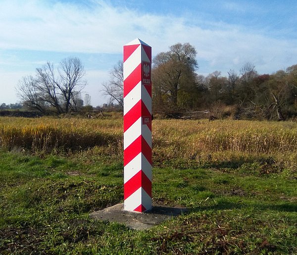 Nie każdy przejedzie bez zatrzymania. Wracają kontrole na granicach Polski-88089