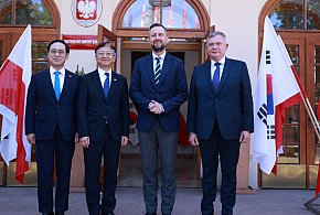 Nowa umowa na czołgi K2 coraz bliżej. "Wzmocnić polski przemysł zbrojeniowy"-88112