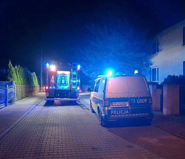 Pożar na Gurostwie. Spłonął budynek gospodarczy [ZDJĘCIA]-88580