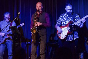 Koncert Groove Ensemble na małej scenie w KOK-4055