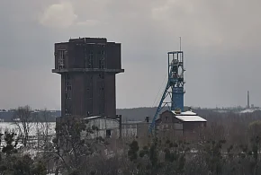 Pięcioletnie urlopy i nawet 170 tys. zł odprawy. Zmiany dla dużej grupy-88878
