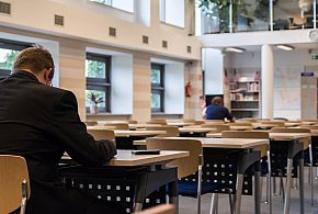 Zmiany w przepisach o wynagrodzeniach. Zapłacą za gotowość do pracy-89454