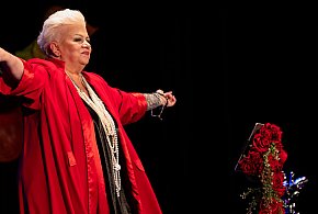 Barbara Parzęczewska porwała kościańskich seniorów [ZDJĘCIA]-89576