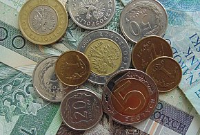 Nowe regulacje dla dorabiających. Od grudnia zmieniają się limity-89716