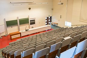 Uczelnie przeżywają oblężenie. Ten kierunek przyciąga tłumy-89753