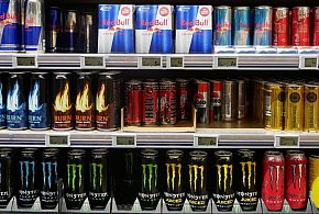 Popularne napoje pójdą ostro w górę. Rząd szykuje podwyżkę VAT-89902