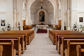 Miliony na Kościół w 2026 roku. Państwo co roku dokłada do duchownych-90229