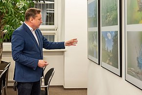 Ziemia Kościańska w obiektywie Jacka Olejniczaka. Wystawa w bibliotece-90325