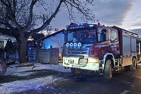 Paliła się stodoła w Żegrówku. 12 zastępów straży pożarnej [ZDJĘCIA]-90358