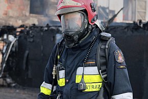 Pożar w zakładzie recyklingu w Przysiece Polskiej [AKTUALIZACJA]