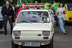 I Charytatywny Zlot Klasyków i Pojazdów Zabytkowych PRL [ZDJĘCIA]