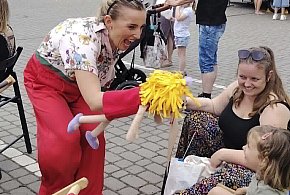 Familijna niedziela i koncert Stwora Głodomora w KOK [ZDJĘCIA]