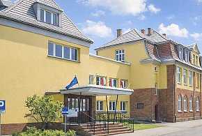 Potrącenie chłopca na przejściu przy szkole w Czempiniu