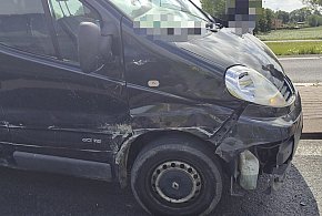 Kolizja na obwodnicy Kościana ciężarówki z osobówką [ZDJĘCIA]