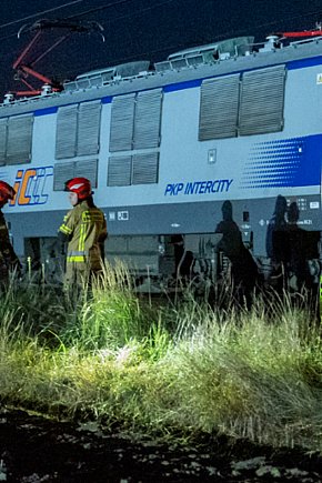 Śmiertelne potrącenie przez pociąg-4000