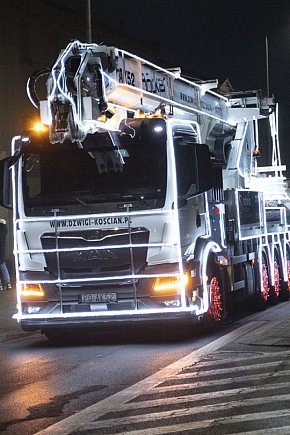 Parada Mikołajkowa przeszła ulicami Kościana-4238