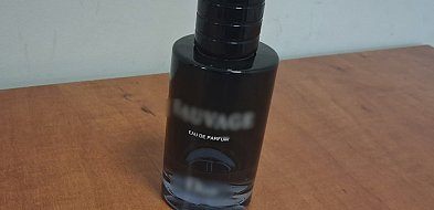 Ukradli perfumy za 3300 zł. Działali w czterech-89244