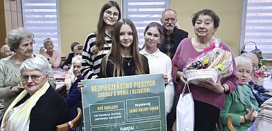 „Dwójka” bierze udział w akcji „Odblaskowa szkoła”  [ZDJĘCIA]-89585